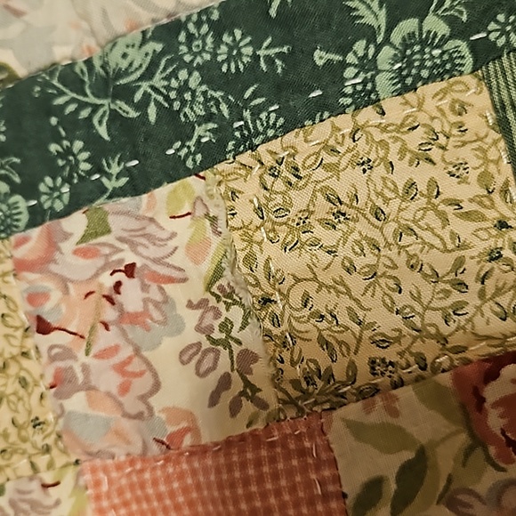 Quilted pillow sham set - Picture 3 of 3